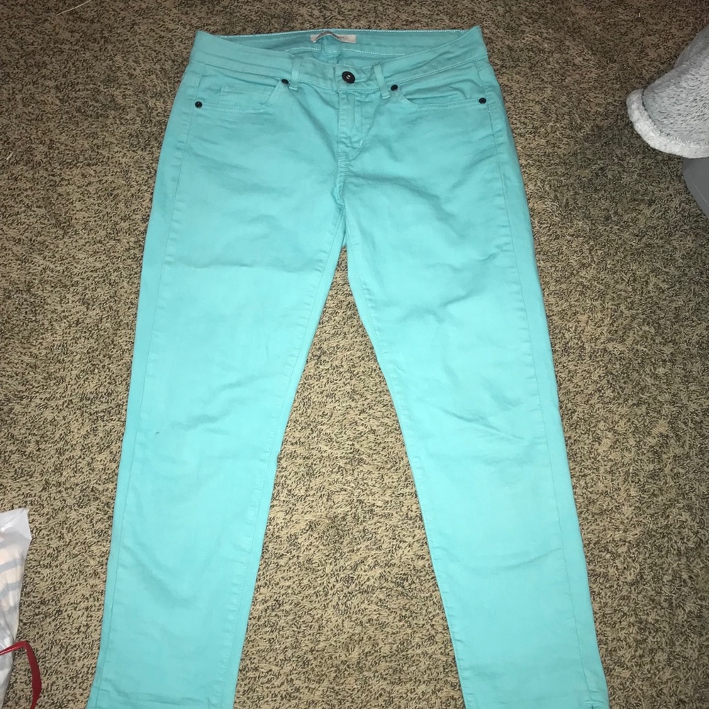 Baby Blue Cropped Jeans